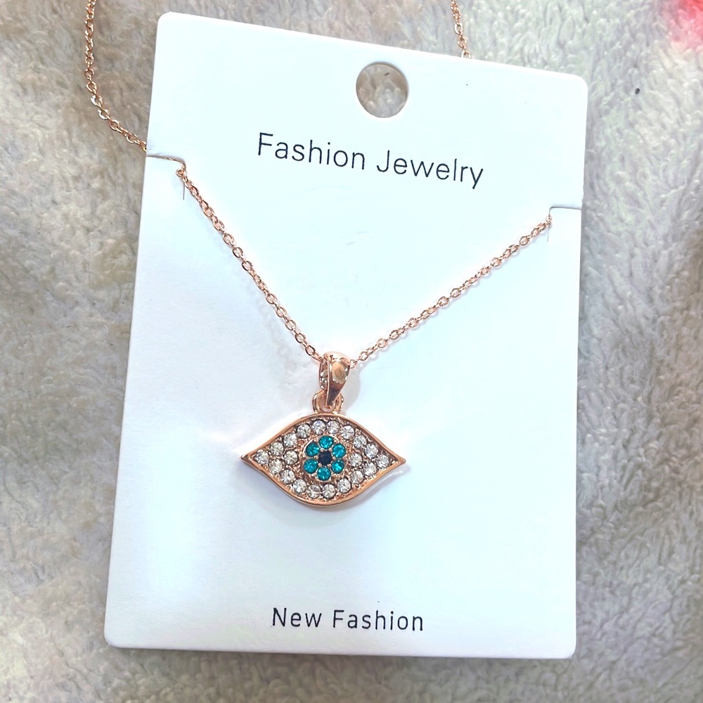 Chain pendent set - Picture 3 of 4